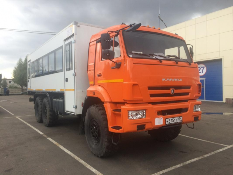 Берлога 6х6 Автобус вахтовый